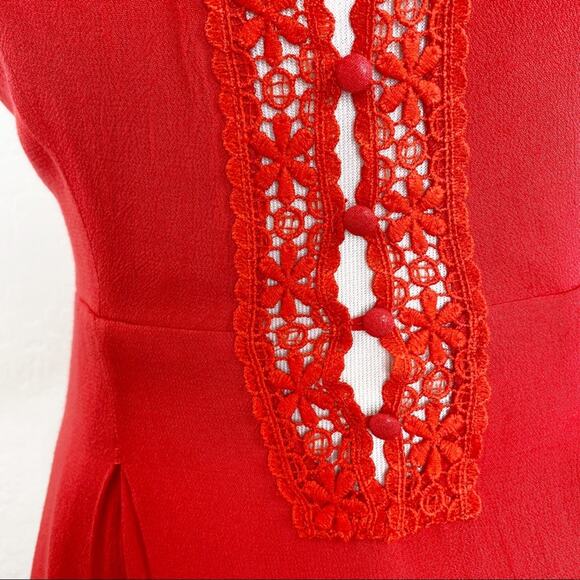 Avec Red 1 piece Sleeveless JumpSuit Pantsuit Crochet Insert Trim Small NWOT - Picture 4 of 11